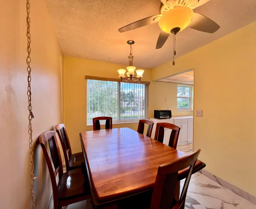 14 Bedford A #14, West Palm Beach, FL 33417 - #3