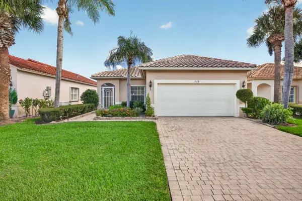 326 NW Treeline Trace, Port St Lucie, FL 34986
