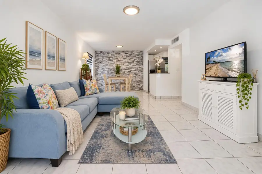 5375 SW 40th Avenue #105, Dania Beach, FL 33314 - #2