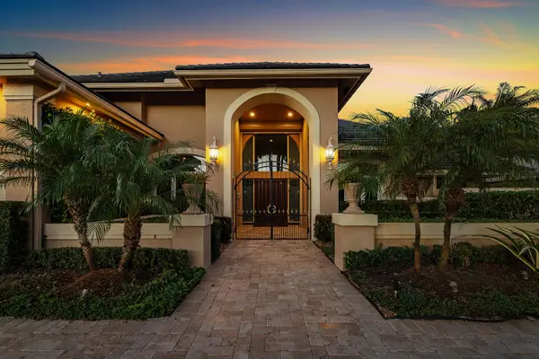 7235 Queenferry Circle, Boca Raton, FL 33496