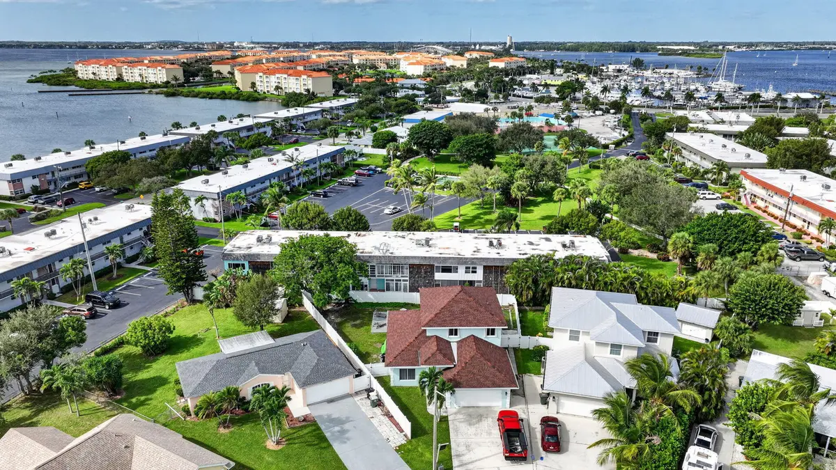 1200 Colonnades Drive #207, Fort Pierce, FL 34949 - #1