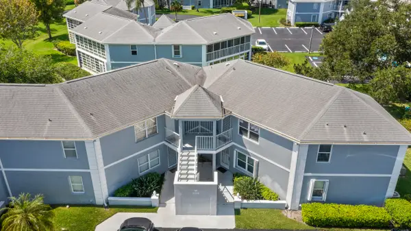 3236 SE Aster Lane #M228, Stuart, FL 34994