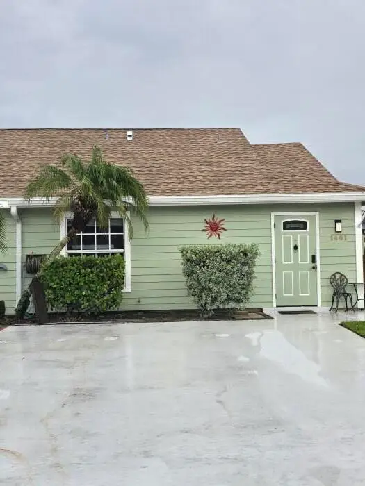 1461 Royal Forest Court, West Palm Beach, FL 33406