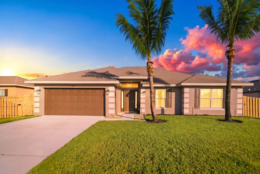 525 SW Halden Avenue, Port Saint Lucie, FL 34953 - #3