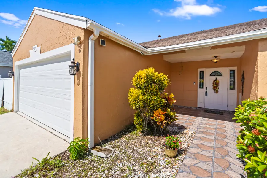 9978 Moss Pond Drive, Boca Raton, FL 33496 - #2