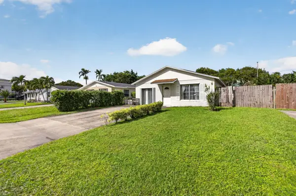 1225 Cherokee Street, Jupiter, FL 33458