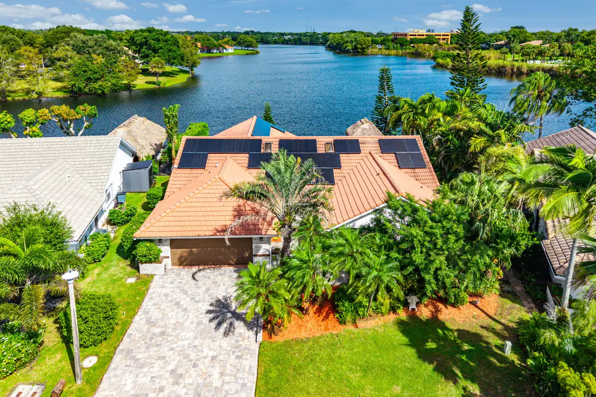 9 Aspen Court, Boynton Beach, FL 33436 - #1