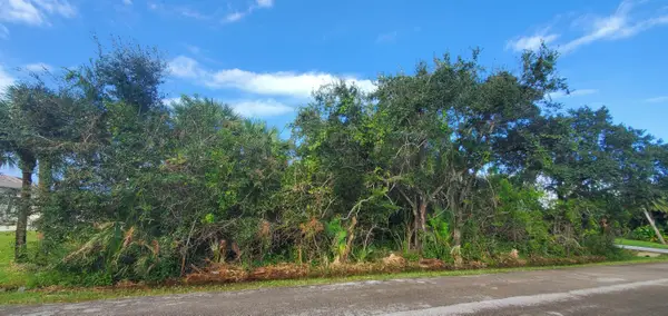 750 Holden Avenue, Sebastian, FL 32958