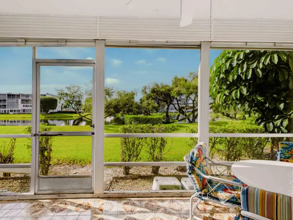 1031 Hythe B, Boca Raton, FL 33434