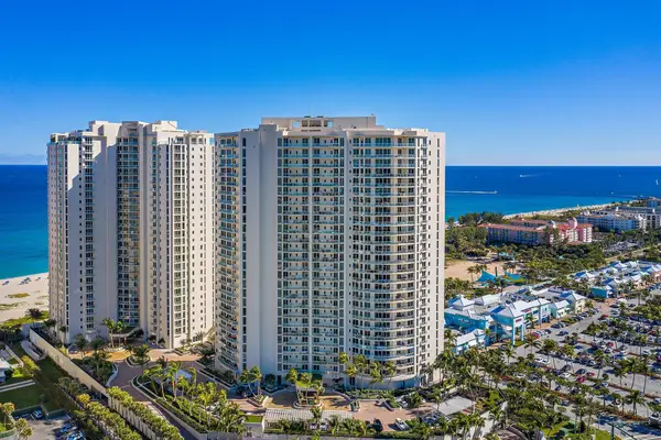 2700 N Ocean Drive #Ph-1b, Singer Island, FL 33404