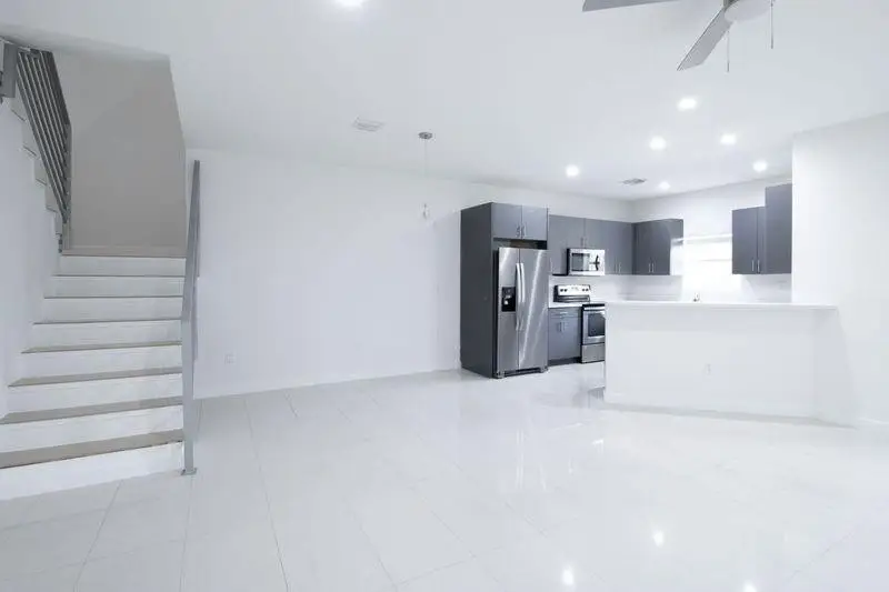 422 SE 16th Street Se, Fort Lauderdale, FL 33316 - #3