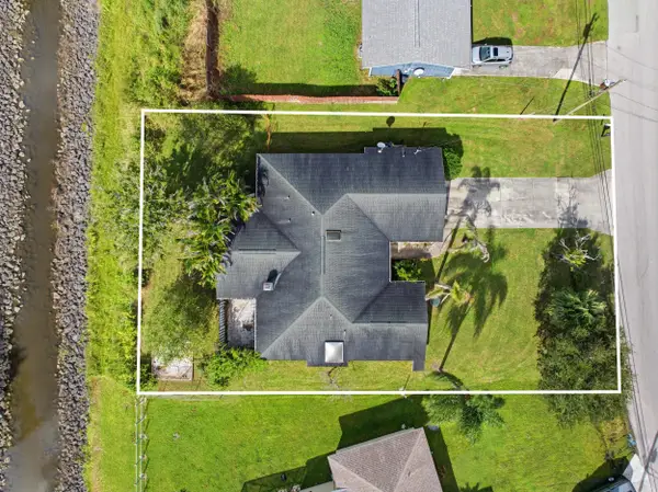 2392 SW Caballero Street, Port St Lucie, FL 34953
