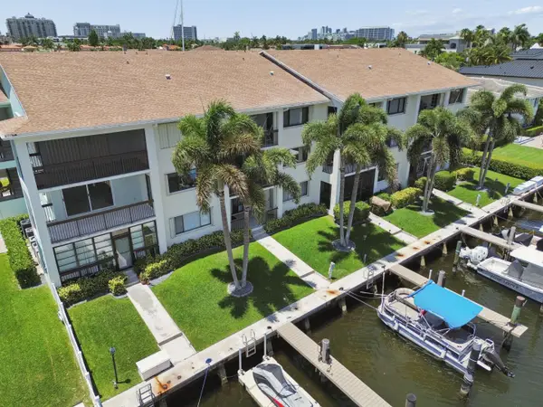 2751 NE 15th Street #103, Fort Lauderdale, FL 33304
