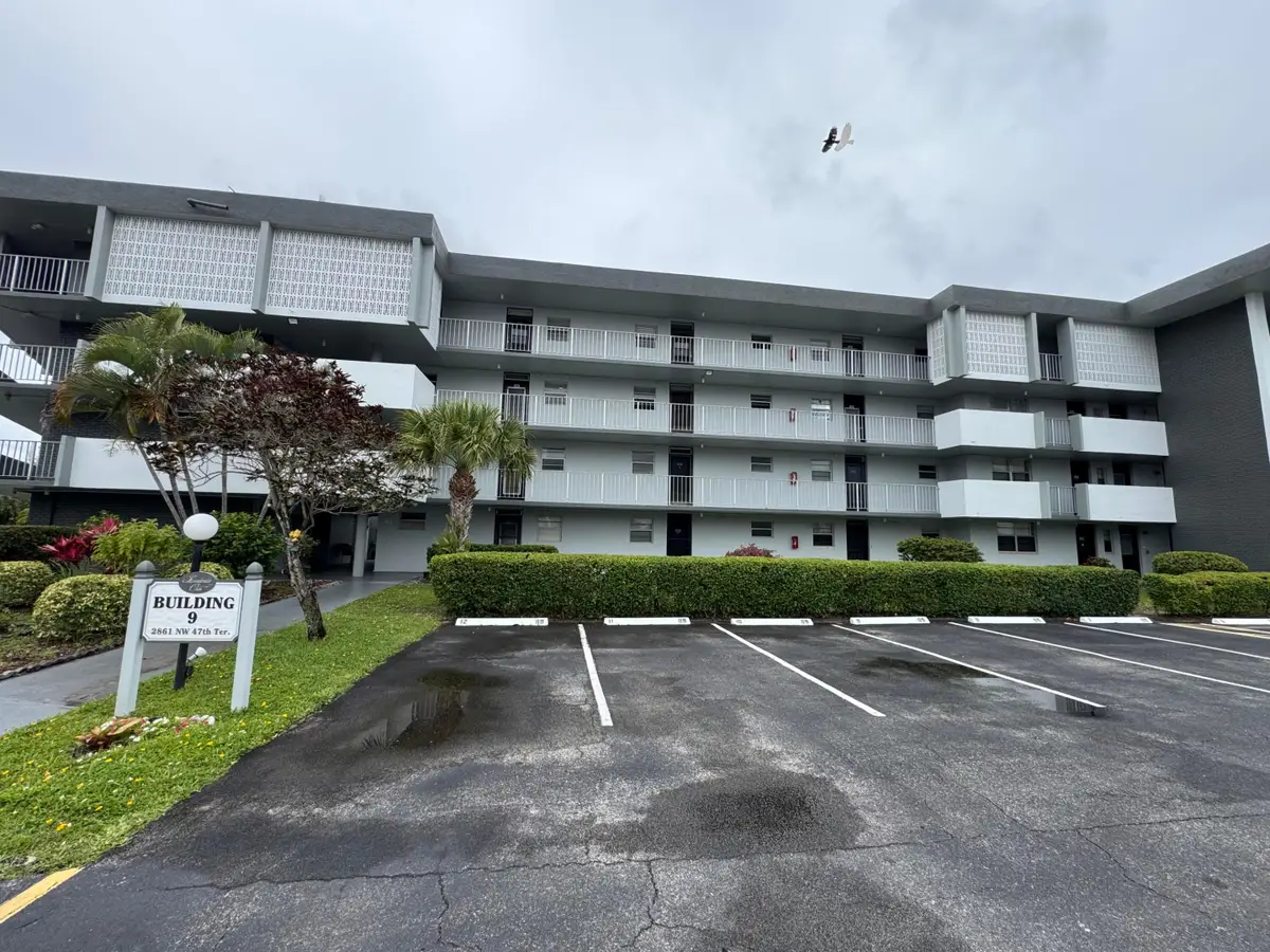 2861 NW 47th Terrace #207B, Lauderdale Lakes, FL 33313 - #1