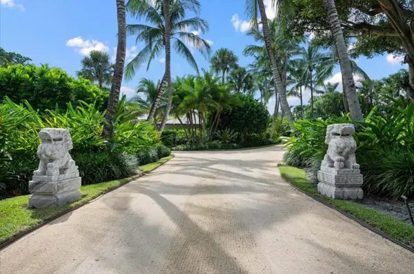 426 S Beach Road, Hobe Sound, FL 33455