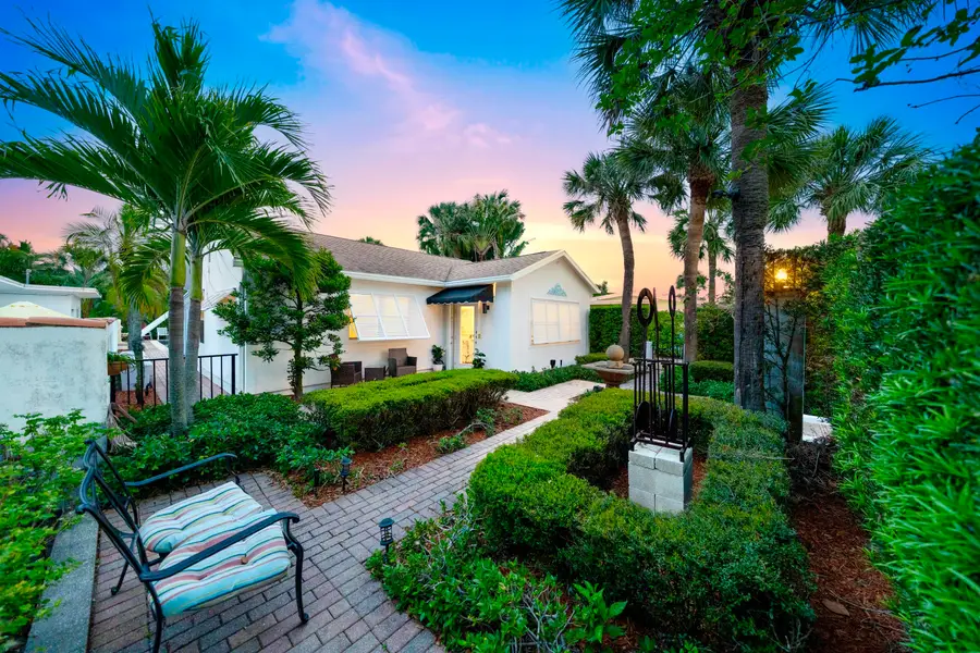 205 18th Avenue N, Lake Worth Beach, FL 33460 - #2