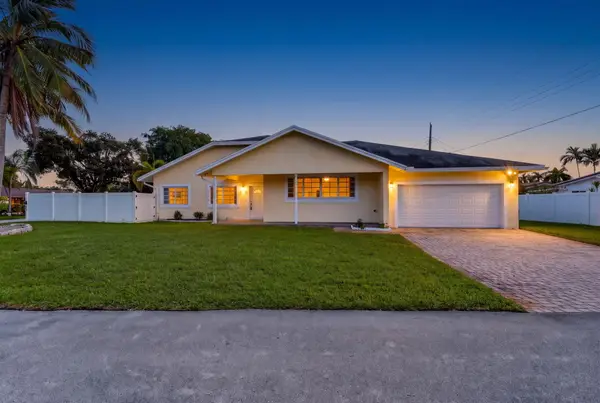 4361 NE 13th Terrace, Oakland Park, FL 33334