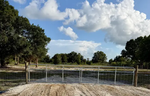 18516 NW 262nd Street, Okeechobee, FL 34972