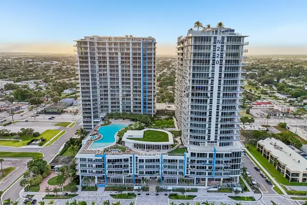 220 Lake Shore Drive #1913, West Palm Beach, FL 33403