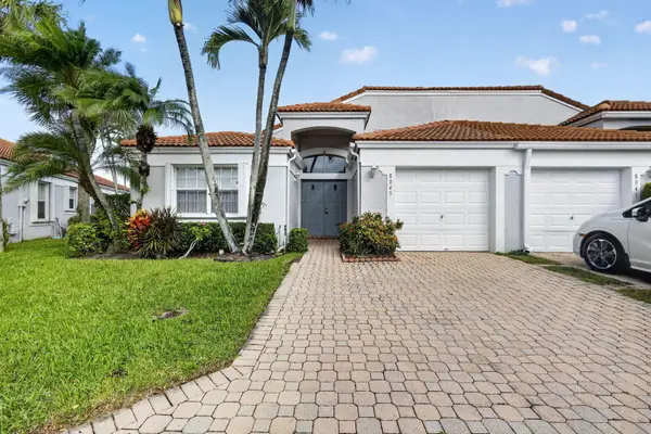 8045 Clear Shores Circle, Delray Beach, FL 33446