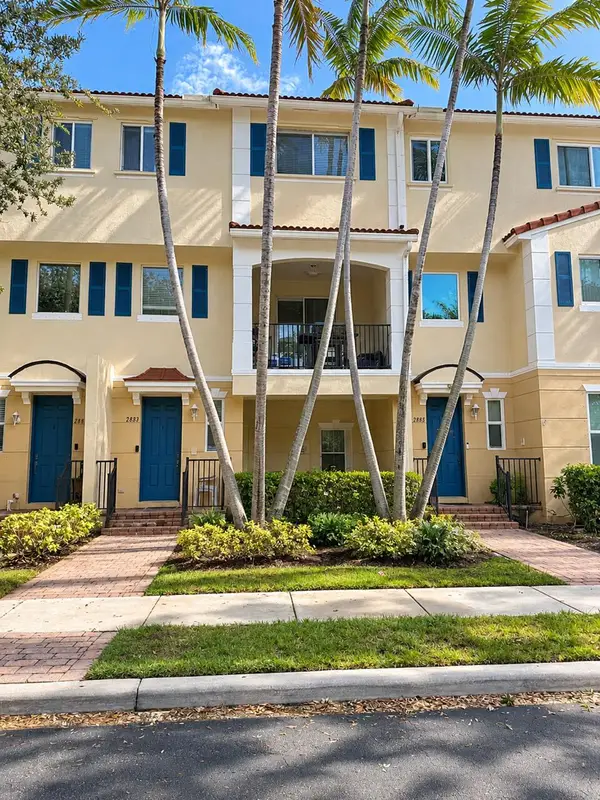 2883 S Oasis Drive, Boynton Beach, FL 33426