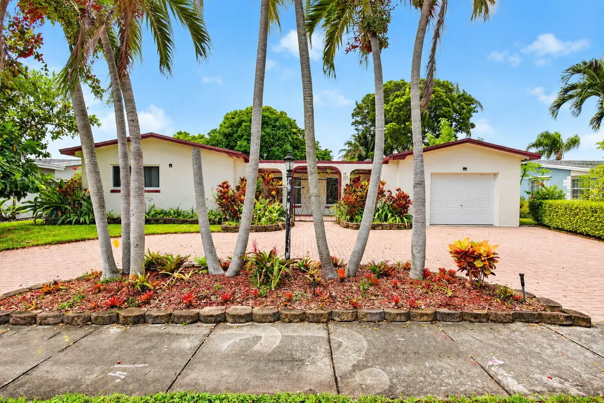 1960 NW 107th Avenue, Pembroke Pines, FL 33026 - #1