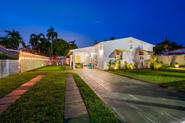 913 NE 2nd Court, Hallandale Beach, FL 33009
