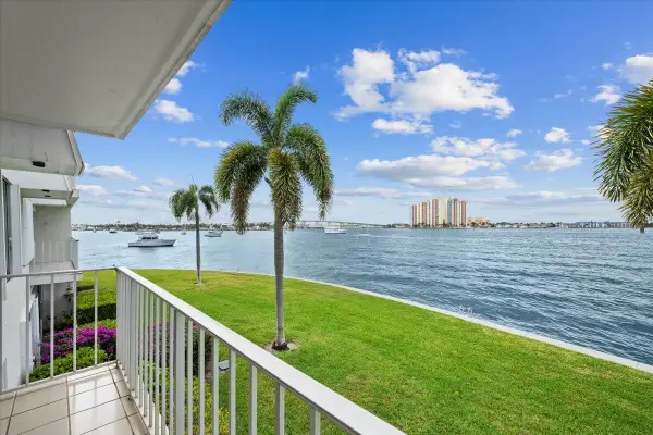 1025 Sugar Sands Boulevard #Unit 261, Riviera Beach, FL 33404