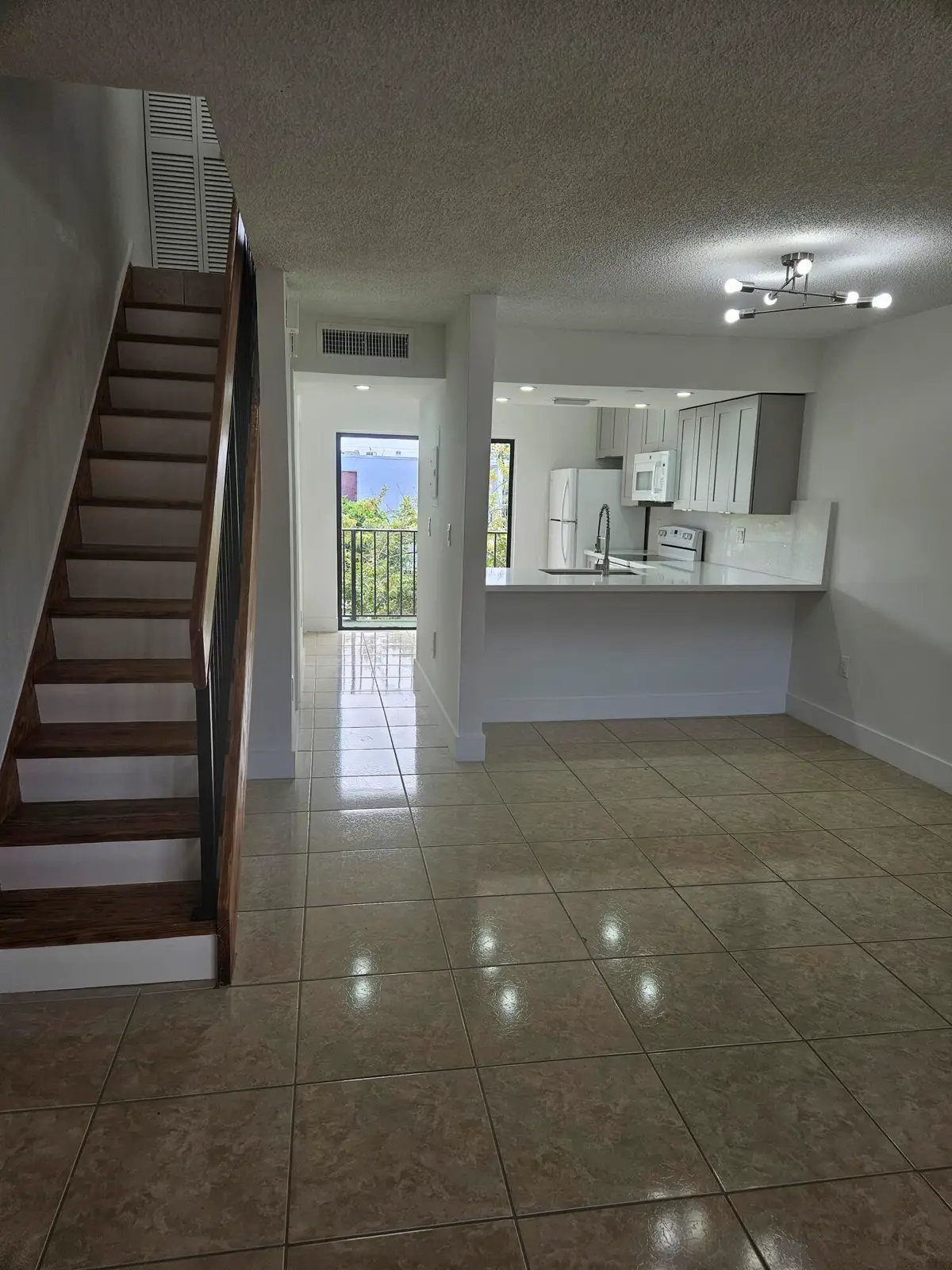 1328 W 51st Place #D-23, Hialeah, FL 33012 - #1