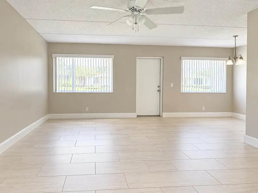 100 Village Green Circle E #112, Palm Springs, FL 33461 - #2