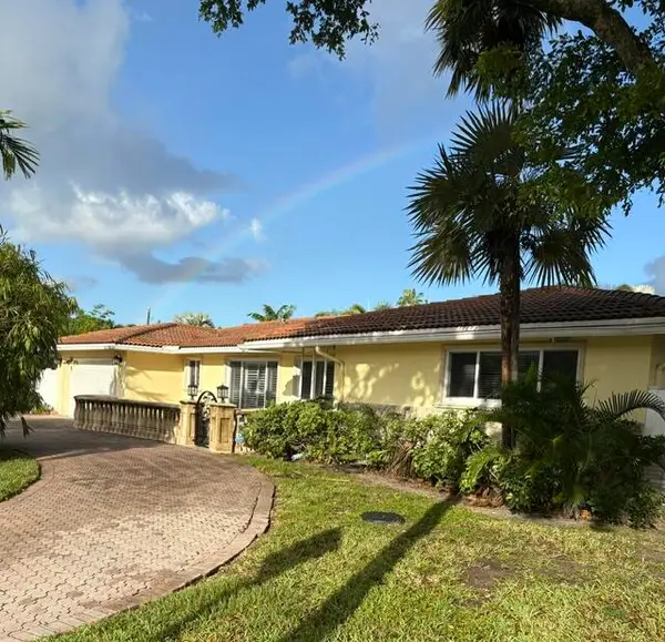2733 NE 35th Court, Fort Lauderdale, FL 33308