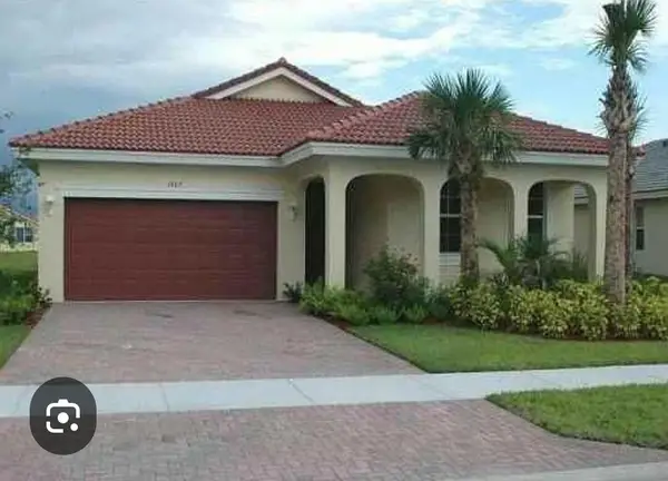 1807 SW Jamesport Drive, Port St Lucie, FL 34953