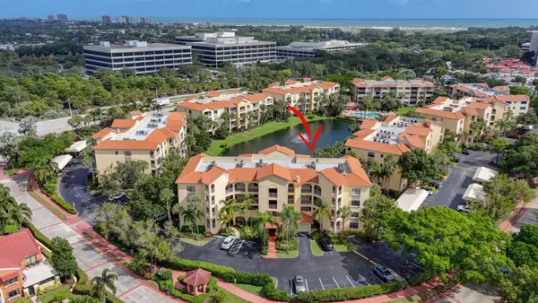 300 Uno Lago Drive #104, Juno Beach, FL 33408
