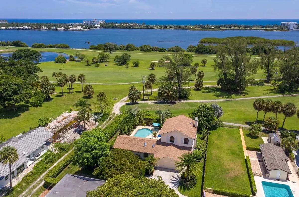1324 N Lakeside Drive, Lake Worth Beach, FL 33460 - #1