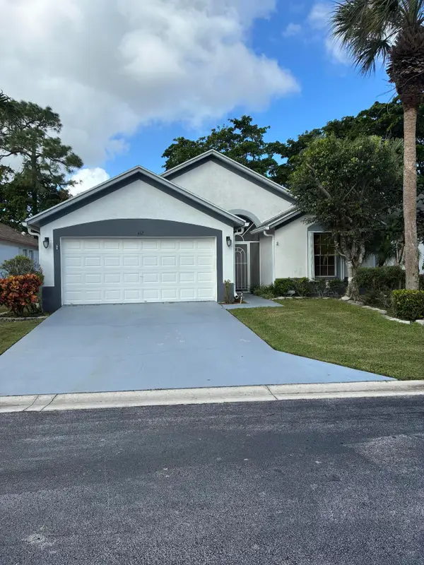 412 Trotters Lane, Greenacres, FL 33413