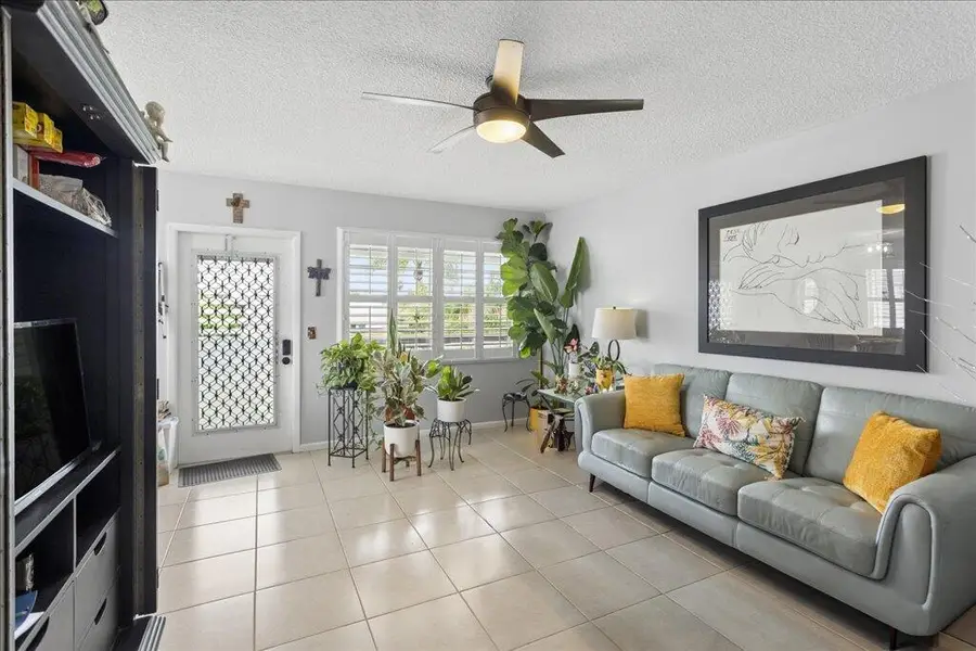 340 Tilford P, Deerfield Beach, FL 33442 - #2