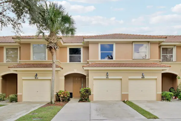 431 Rainbow Springs Terrace, Royal Palm Beach, FL 33411