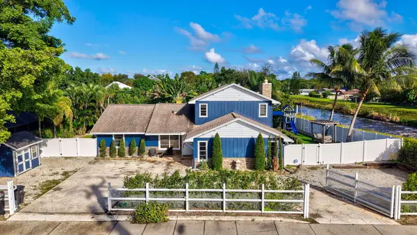 9220 Lawrence Road, Boynton Beach, FL 33436