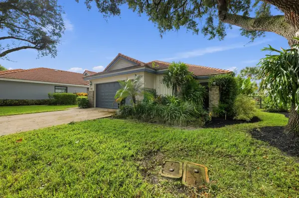 4330 Sherwood Forest Drive, Delray Beach, FL 33445