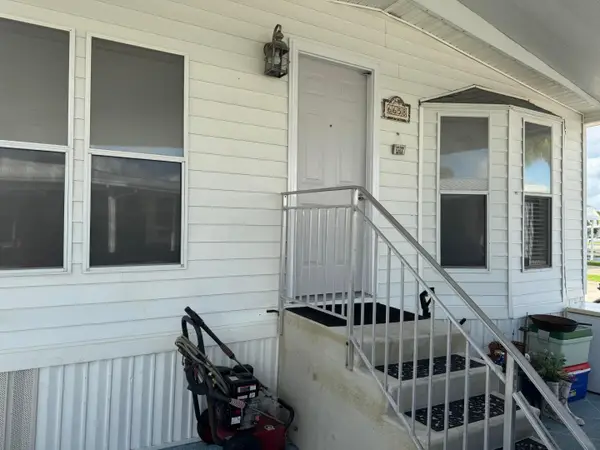 6658 SE 54th Lane, Okeechobee, FL 34974