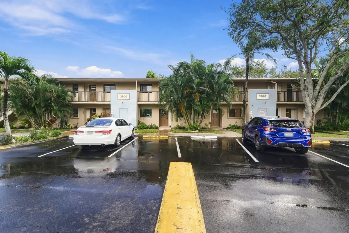 2907 NE 8th Terrace #201, Oakland Park, FL 33334 - #1