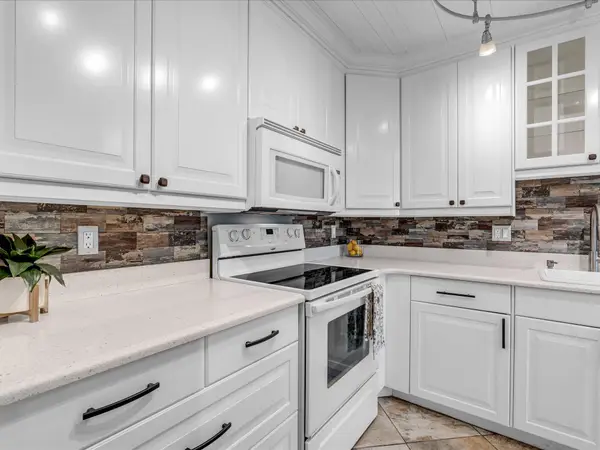 1151 Calamondin Terrace #103, Delray Beach, FL 33445