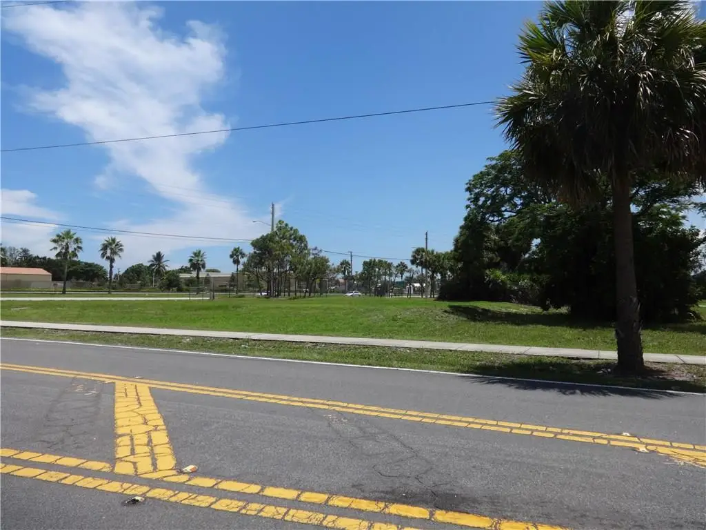 800 NW Dixie Hwy, Pompano Beach, FL 33060 - Image #1