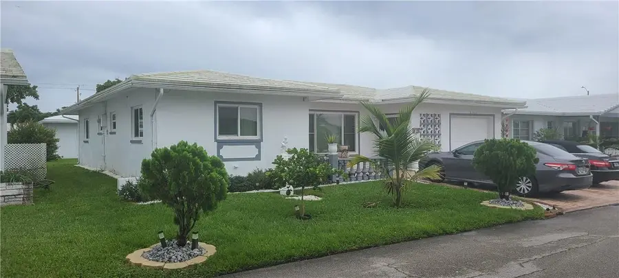 8208 NW 57th Place, Tamarac, FL 33321 - #2