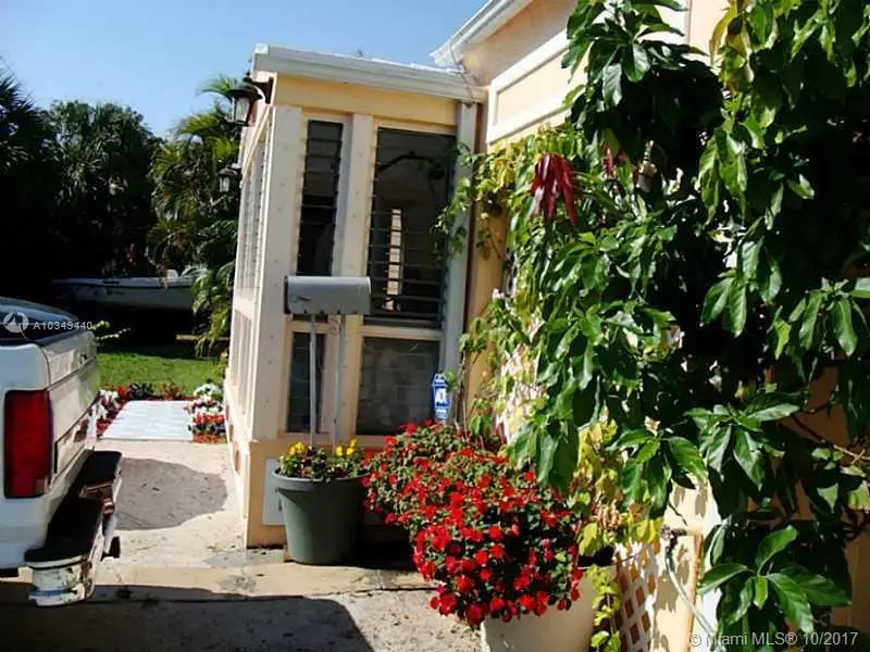 9324 Abbott Ave, Surfside, FL 33154 - Image #2