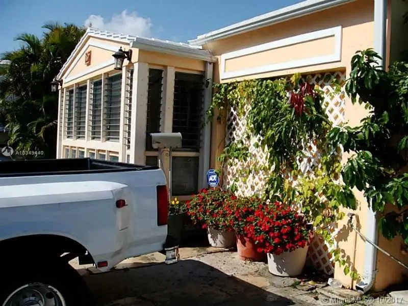 9324 Abbott Ave, Surfside, FL 33154 - Image #3