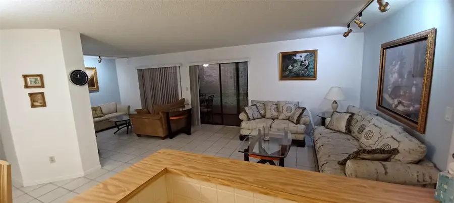 Address Withheld By Seller, Tamarac, FL 33321 - Image #3