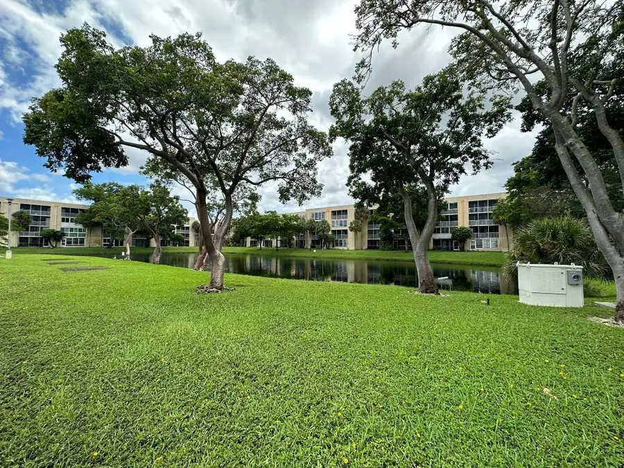 3121 NW 47th Ter #301, Lauderdale Lakes, FL 33319 - Image #3