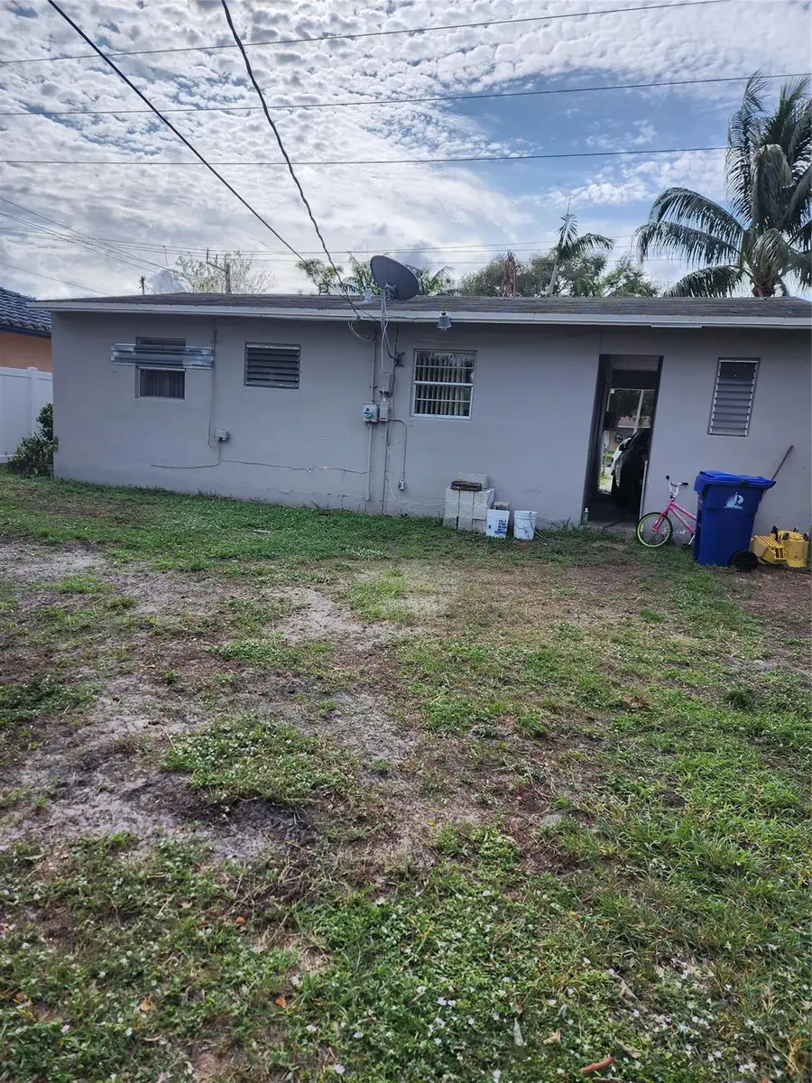 905 NW 5th St, Fort Lauderdale, FL 33311 - Image #2