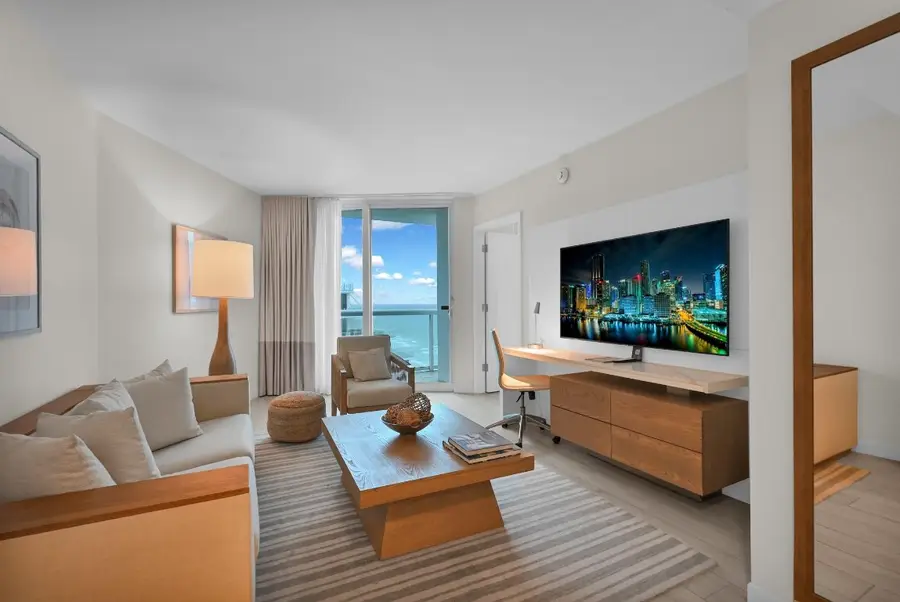 505 N Fort Lauderdale Beach Boulevard #2214, Fort Lauderdale, FL 33304 - Image #2